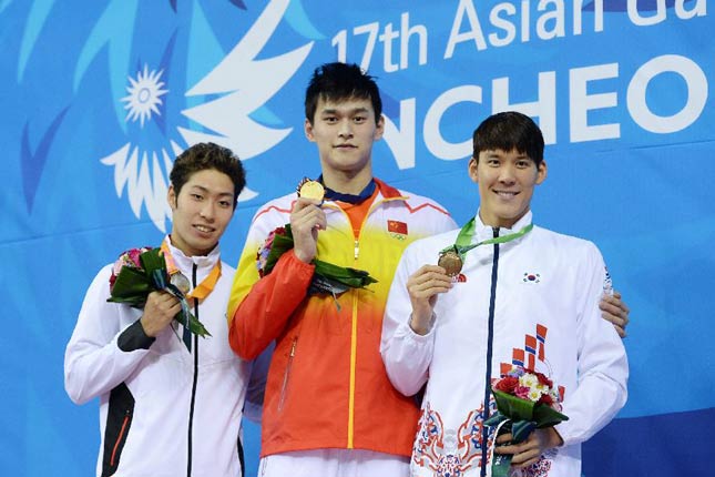 亚运-男子400米自由泳：孙杨夺冠