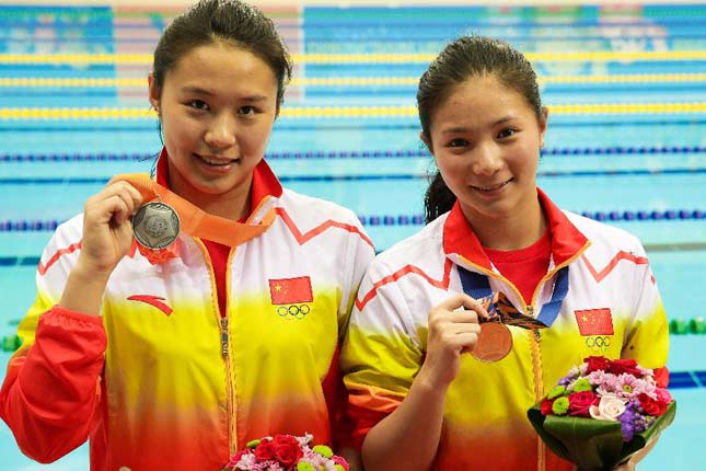 亚运女子单人三米跳板：中国选手包揽冠亚军
