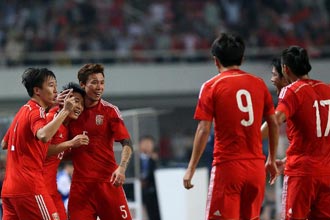 热身赛：郑智武磊破门 中国2-1击败巴拉圭