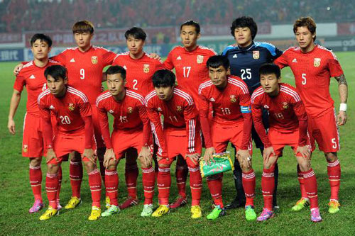 国足友谊赛：中国队战平巴勒斯坦队