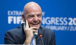 因凡蒂诺当选国际足联主席 FIFA进入"后布拉特"时代