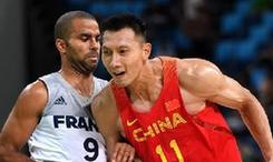 中国男篮不敌法国 澳大利亚力克强敌