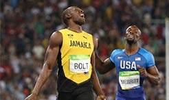 牙买加选手博尔特获得男子200米金牌
