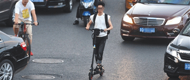 20个电动滑板车19个刹车不灵 易发危险