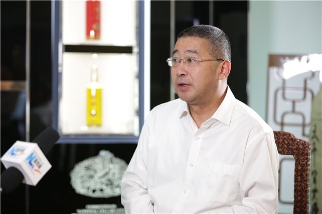 调结构初见成效 2017年剑指100亿