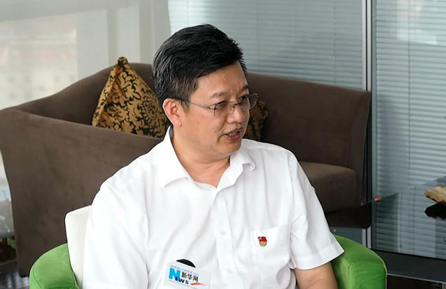 把党的体系和管理体系融合在一起