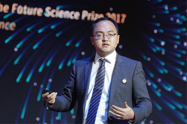 我也有这样的恐惧，我觉得上课是一个很好的排解方法。