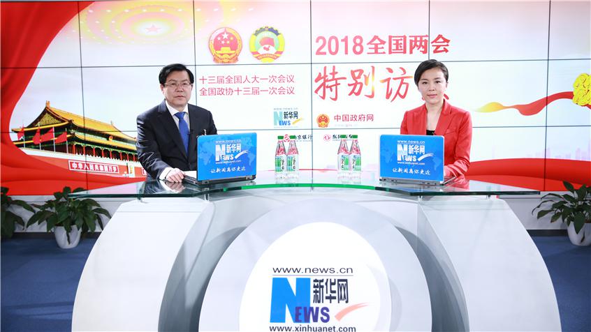 曾文明：推动各方力量向脱贫攻坚聚合，坚决打赢脱贫攻坚硬仗