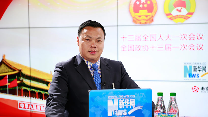 马豹子：“魔术+”让大黄村化茧成蝶