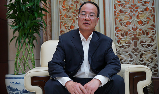 甘肃地区干旱是常态，当地老百姓都知道&ldquo;十年九旱，三年一小旱，九年一大旱&rdquo;。