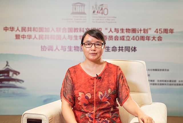 现在很多人都生活在城市里，对自然状况、野生动物的了解都局限于一些电视节目，没有太多的途径去接触自然环境，这实际上阻碍人们了解濒危物种以及成为人们支持濒危物种保护的最大问题。