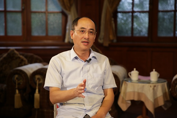 形成台风主要需要满足四个条件。