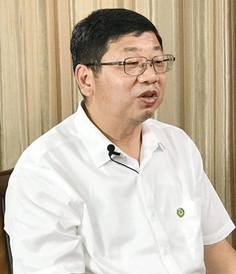 王立兵：加强党的全面领导 服务地方社会发展