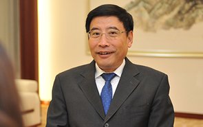 【第二期】苗圩:为中小企业保驾护航