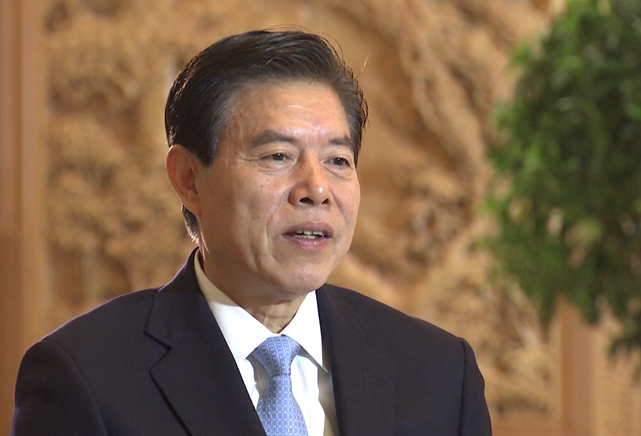 支持民营企业创新流通，促进扩大消费