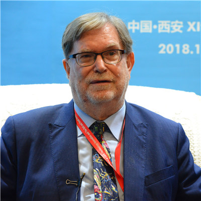 中国在向着正确的方向发展