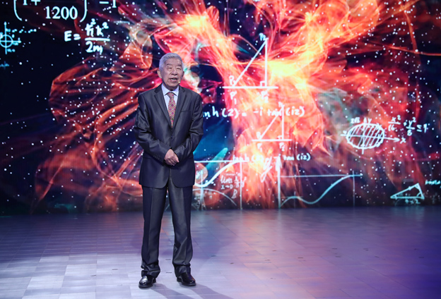 数学关键的就是要多动脑，要思考、钻研