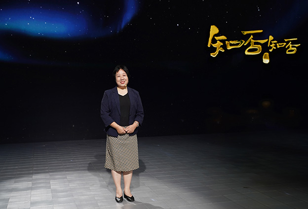 无论选择什么样的培训机构，其实家长才是孩子最好的老师。