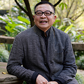 一所学校，更是一座精神高地