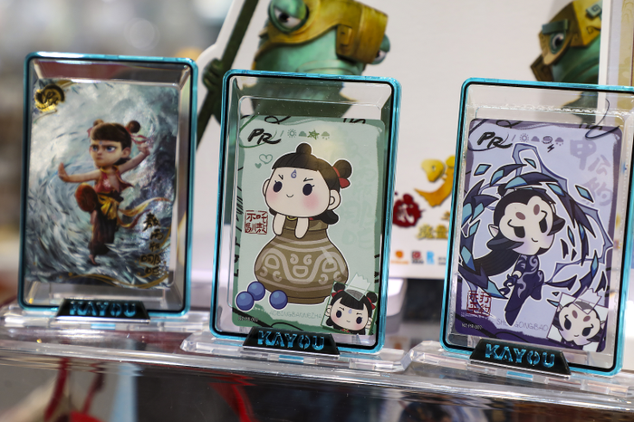 哪吒联名卡牌 图片来源:视觉中国