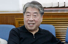 张本正 紫光股份