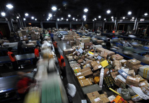 防"爆仓" 电商物流瞄准"云仓"战略