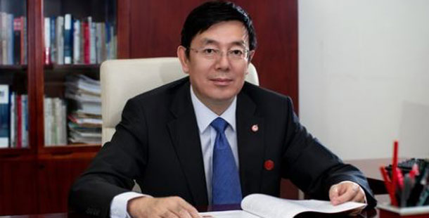 中航飞机董事长、分党组书记方玉峰&mdash;&mdash;中航飞机要想同国际航空产业强者过招，必须与市场全面接轨，逐步褪去传统国有企业的&ldquo;光环&rdquo;。这就要求我们全力推进企业改革，利用上市平台，建立先进的法人治理结构，建立高效的、敏捷反应的价值创造主体。