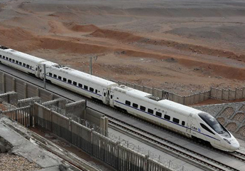 中国高铁运营里程居世界第一
