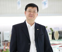 格兰仕副总裁邹能基