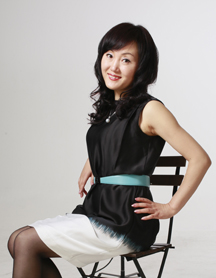 新意互动副总裁李英海向网友拜年