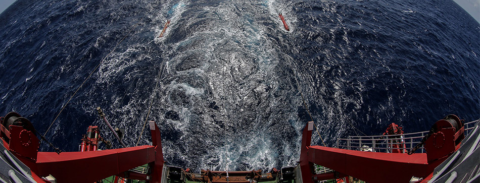 我国最先进海洋科考船的&ldquo;移动实验室&rdquo;(组图)