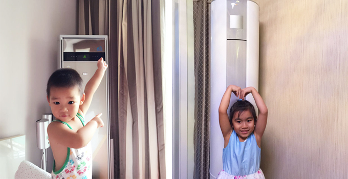 小朋友与海尔空调