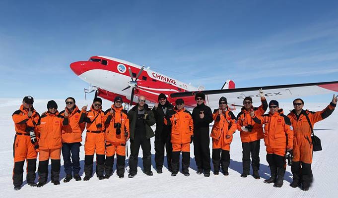 中國首架極地固定翼飛機在南極成功試飛