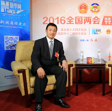 杨小平委员：建立国家扶贫产业发展基金 探索资产收益扶贫