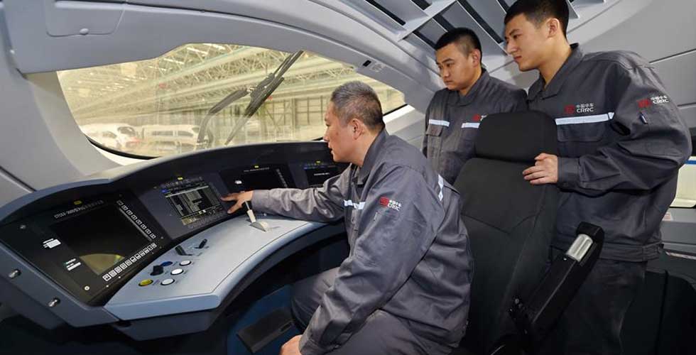 &ldquo;高铁精神&rdquo;师徒传承(组图)