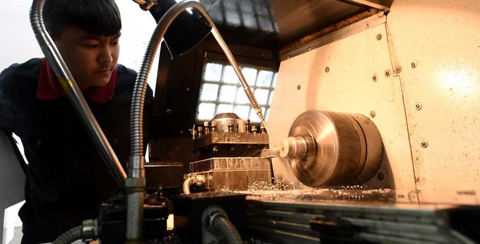 职业教育为学生注入&ldquo;工匠精神&rdquo;(组图)