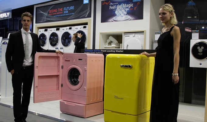IFA展上的小天鹅比佛利洗衣机新品