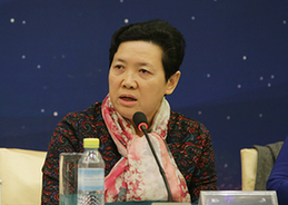 梁英：加强健康管理和康复 注重全生命周期