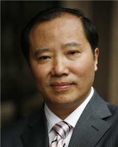 贵州茅台酒厂（集团）有限公司董事长袁仁国