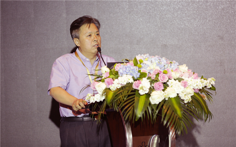 商务部信用评级与认证中心主任韩家平致辞