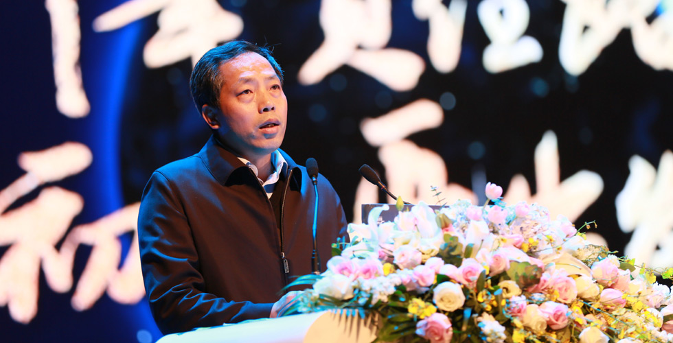 农业部农产品加工局副局长潘利兵针对农业企业应当践行的社会责任发表演讲