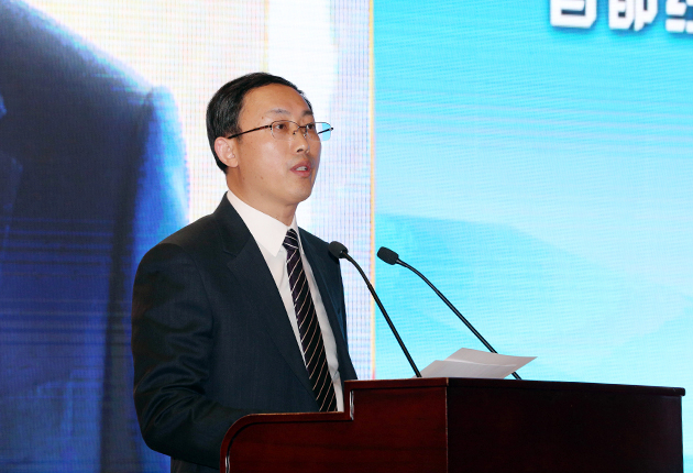 新华网总编辑郭奔胜致辞