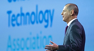 美国电子消费技术协会主席：CES的主题是连接与连通