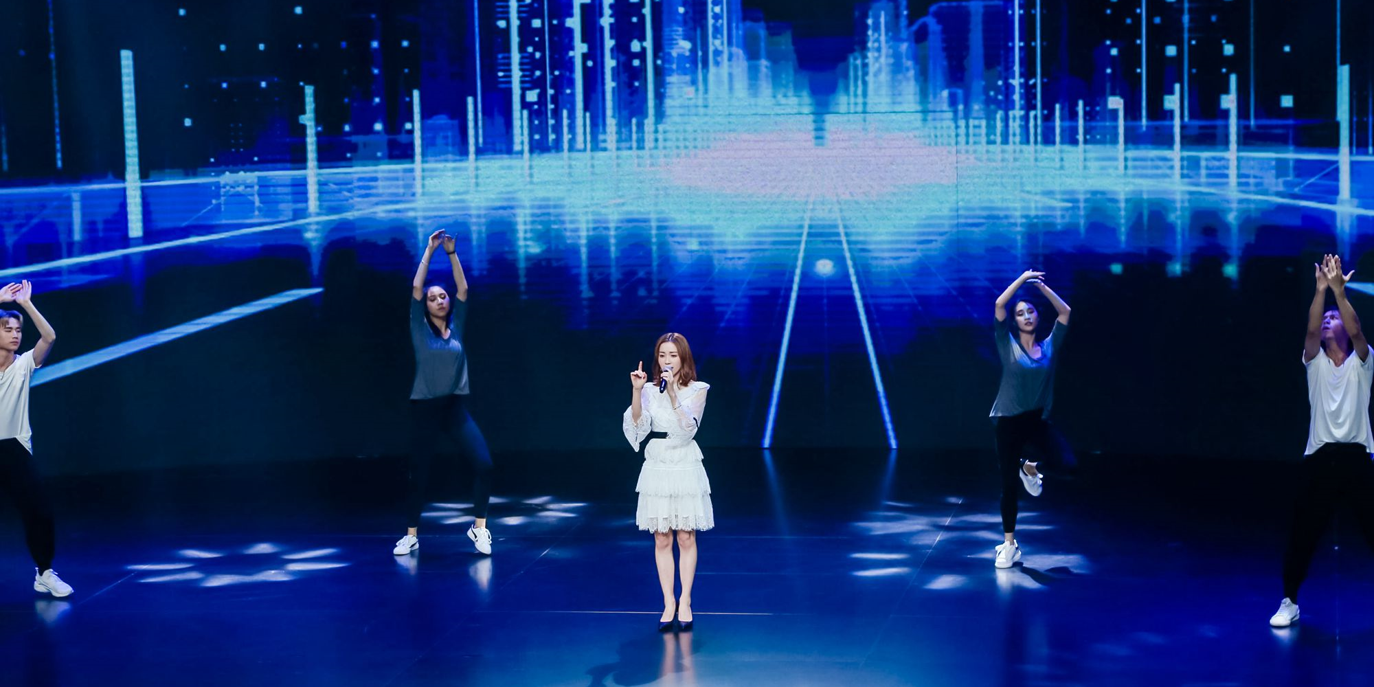 钉钉2018春夏新品发布会