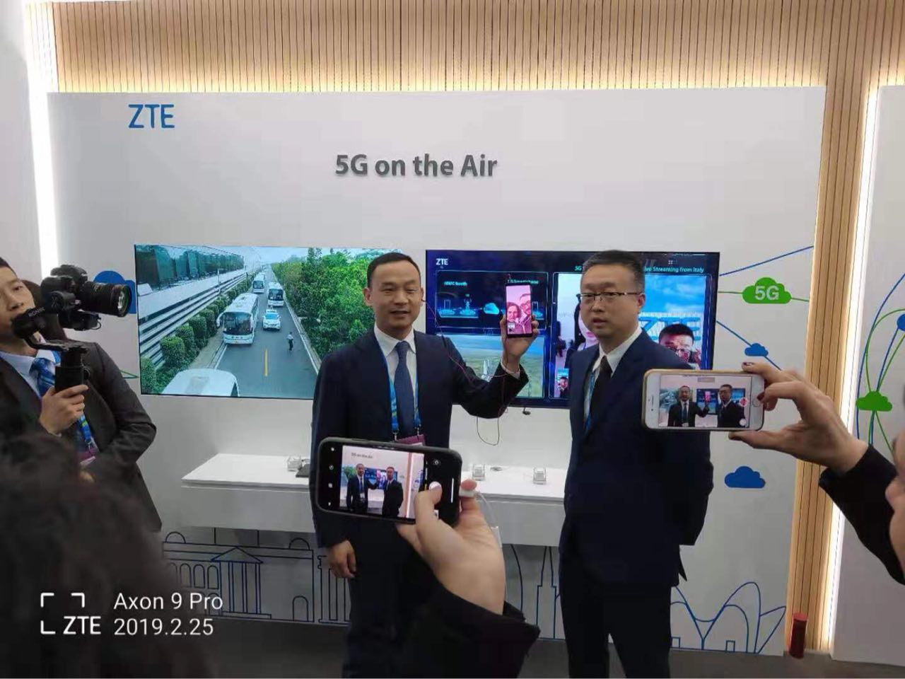 中兴通讯联合意大利Wind Tre、Open Fiber打通首个跨越地中海的5G智能手机视频电话