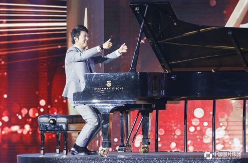 郎朗录制《2019中国品牌日5·10晚会》
