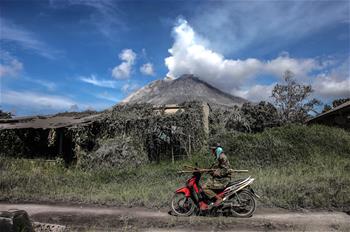 印尼:火山噴發