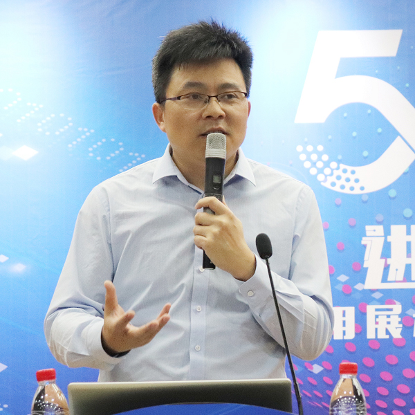 5G业务拓展和展示呈现热、快、实