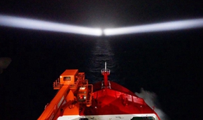 &ldquo;雪龙2&rdquo;号顺利穿越西风带驶向南非开普敦