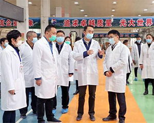 茅台集团党委书记、董事长高卫东深入基层调研